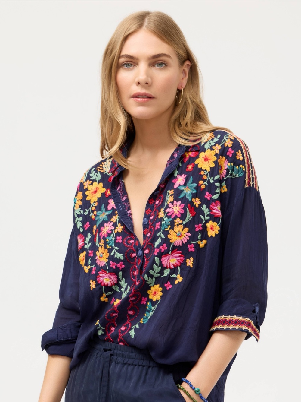 Johnny Was size small Slim Audrey Tunic Navy Embroidered Floral Tunic